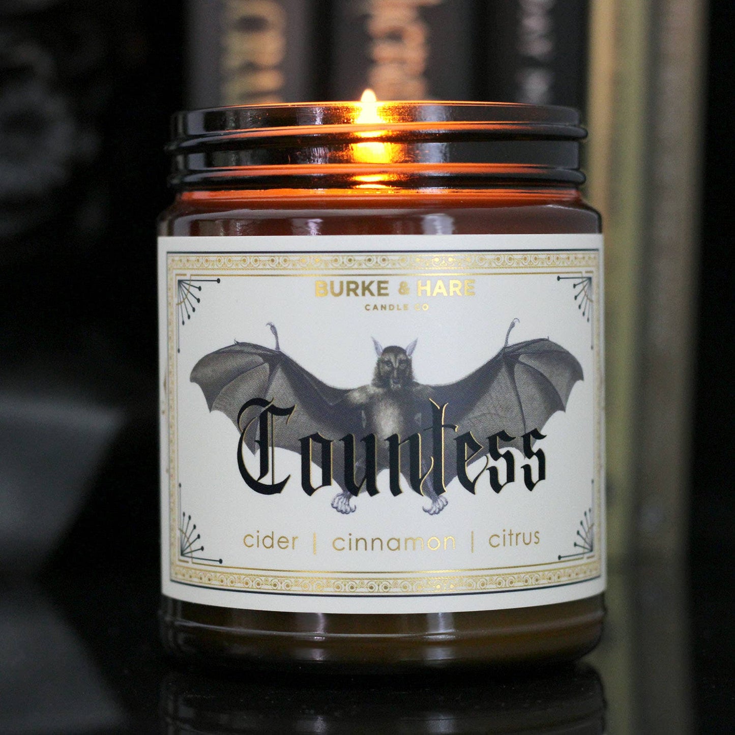 Burke & Hare Co - Gothic Scented Candle - Countess - Apple