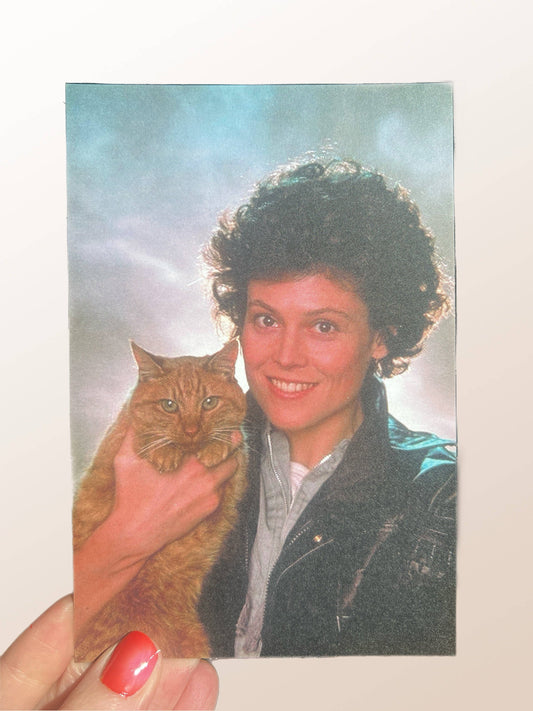 Astral Weekend - POSTCARD Alien Love