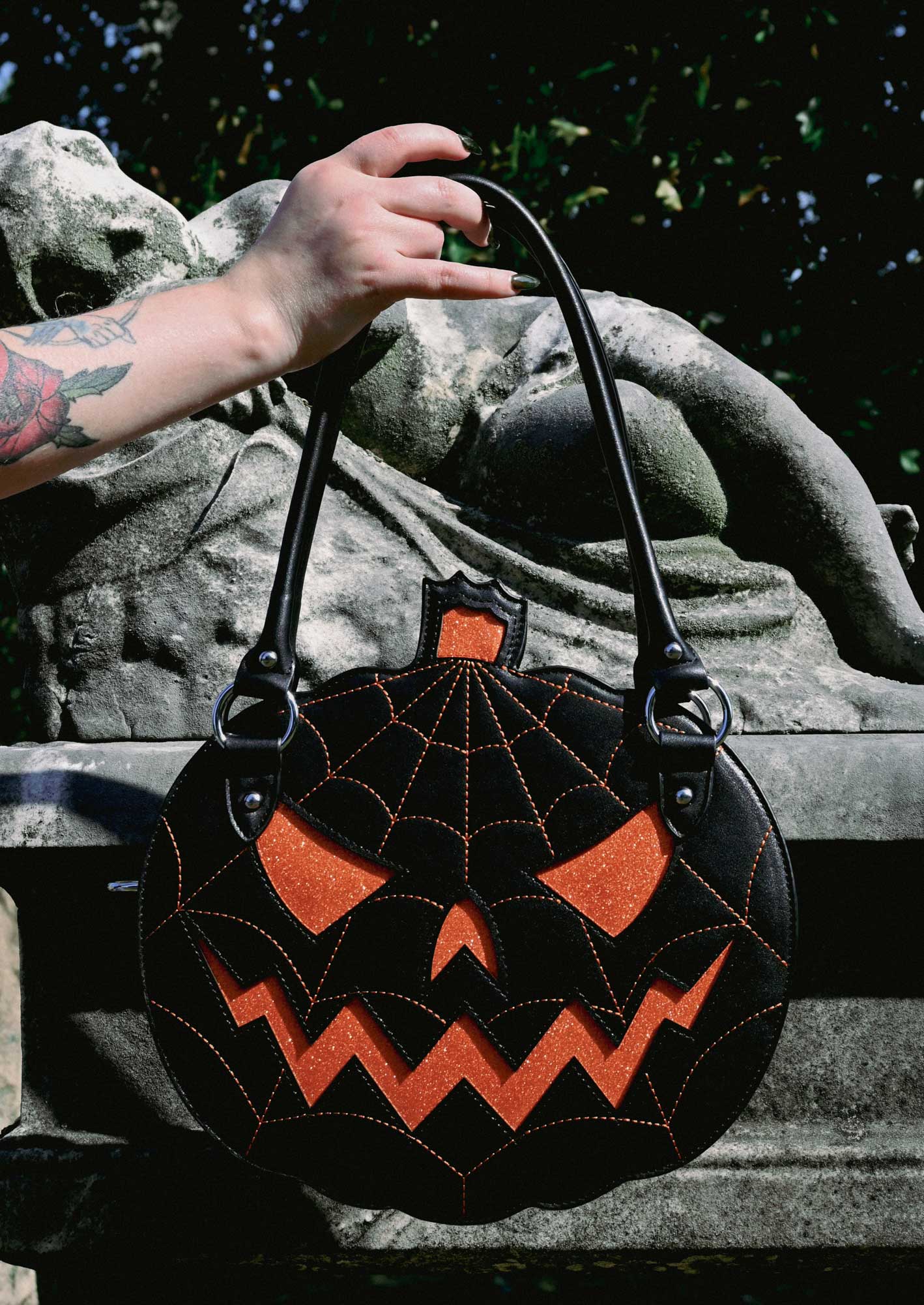 Sourpuss - SOURPUSS GLITTER PUMPKIN PURSE BLACK/ORANGE - Default